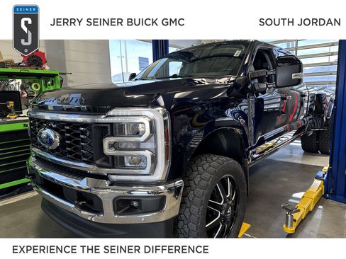 Used 2024 Ford F350 Lariat w/ Lariat Ultimate Package AWD/4WD image 1