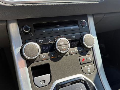 Used 2016 Land Rover Range Rover Evoque SE image 38