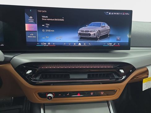 New 2026 BMW 330i xDrive Sedan w/ M Sport Package AWD/4WD image 20
