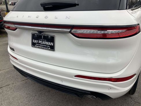 New 2026 Lincoln Corsair Premiere image 4