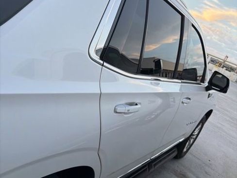 Used 2023 GMC Yukon SLT w/ SLT Luxury Package RWD image 27