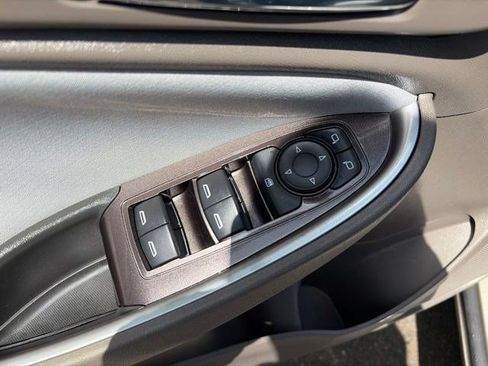 Used 2022 Chevrolet Malibu LS w/ Driver Confidence Package FWD image 14