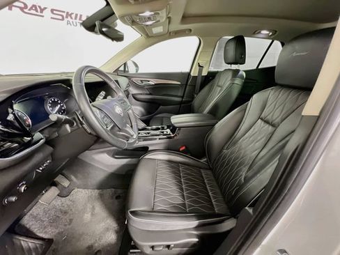 Used 2023 Buick Envision Avenir AWD/4WD image 9