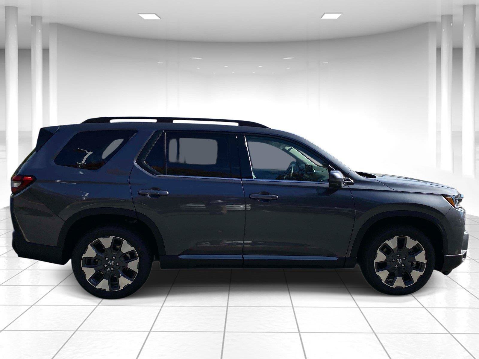 New 2026 Honda Pilot Elite image 2