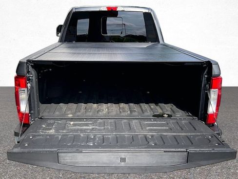 Used 2019 Ford F250 Lariat w/ Lariat Value Package AWD/4WD image 25