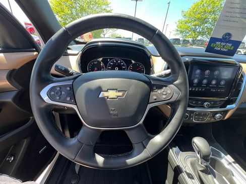 Used 2023 Chevrolet Traverse Premier w/ LPO, Floor Liner Package AWD/4WD image 47