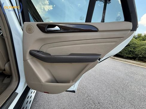 Used 2014 Mercedes-Benz ML 350 2WD w/ Premium 1 Package image 43