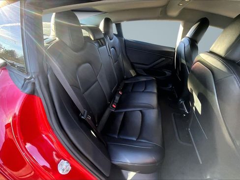 Used 2018 Tesla Model 3 Long Range image 21
