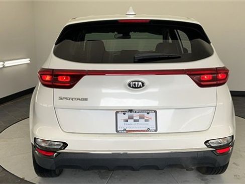 Used 2021 Kia Sportage LX image 11