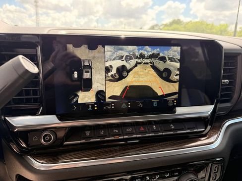 New 2026 Chevrolet Silverado 2500 LT w/ Trail Boss Package AWD/4WD image 18