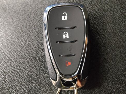 Used 2021 Chevrolet Equinox LT FWD image 32