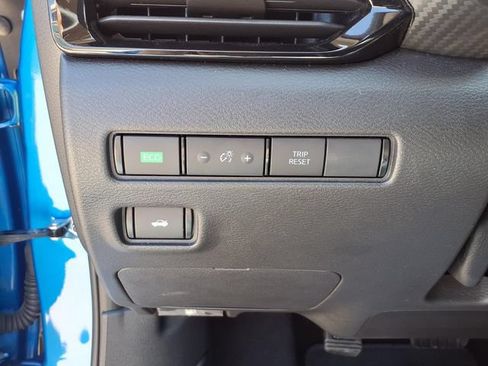 Certified 2025 Nissan Sentra SV w/ SV Premium Package FWD image 15