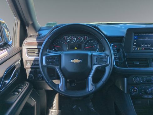 Used 2024 Chevrolet Suburban LS image 13
