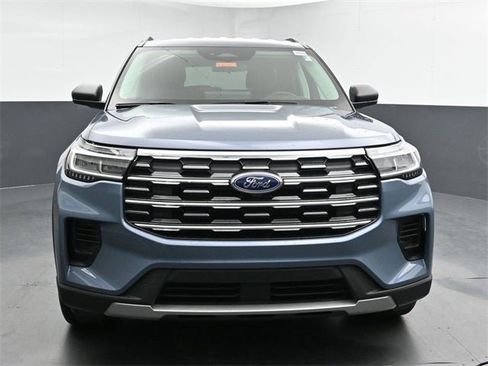 New 2026 Ford Explorer Active image 5