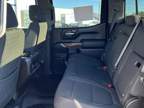 Certified 2021 Chevrolet Silverado 1500 LT Trail Boss w/ Convenience Package II image 16