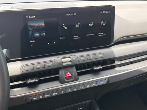 New 2026 Kia K4 FWD image 19