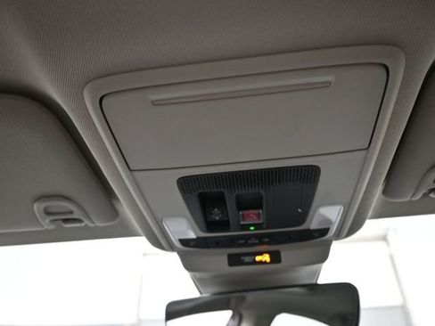 Used 2023 Honda Accord EX-L image 12