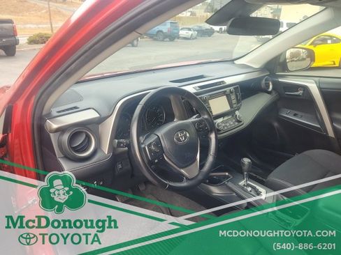 Used 2017 Toyota RAV4 XLE image 10