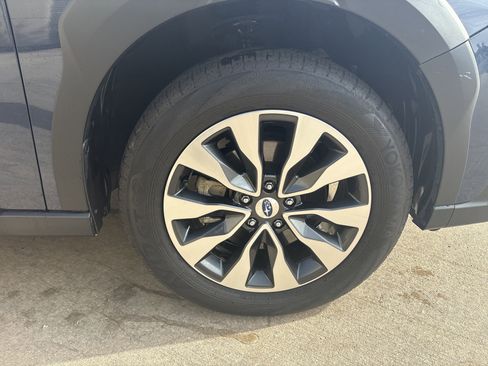 Used 2023 Subaru Outback Touring image 13