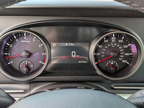 Used 2024 Kia Carnival LX image 19