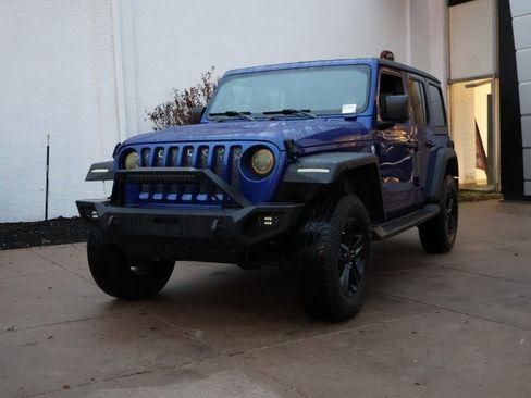 Used 2018 Jeep Wrangler Unlimited Sport S image 3