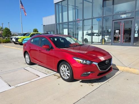 Used 2017 MAZDA MAZDA3 Sport w/ Preferred Equipment Package FWD image 2