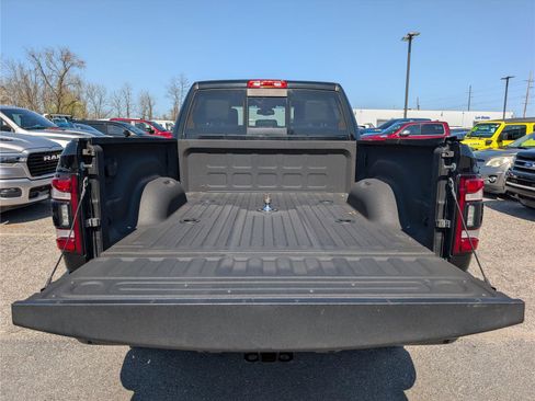 Used 2021 RAM 2500 Laramie w/ Night Edition image 15