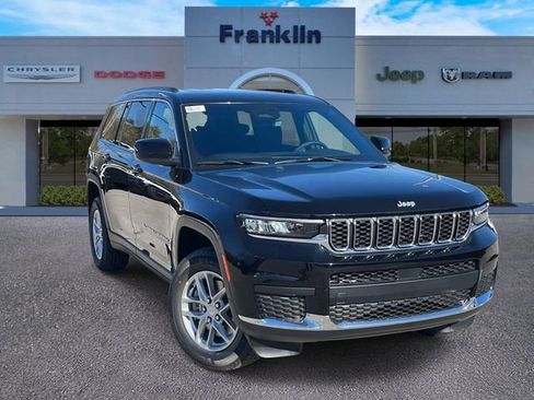 New 2025 Jeep Grand Cherokee L Laredo image 1