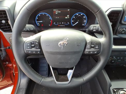 Used 2024 Ford Bronco Sport Heritage w/ Heritage Convenience Package image 12