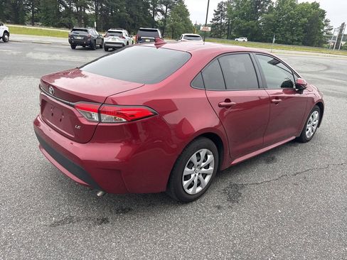 Used 2022 Toyota Corolla LE FWD image 8