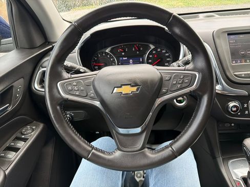 Used 2022 Chevrolet Equinox LT image 13