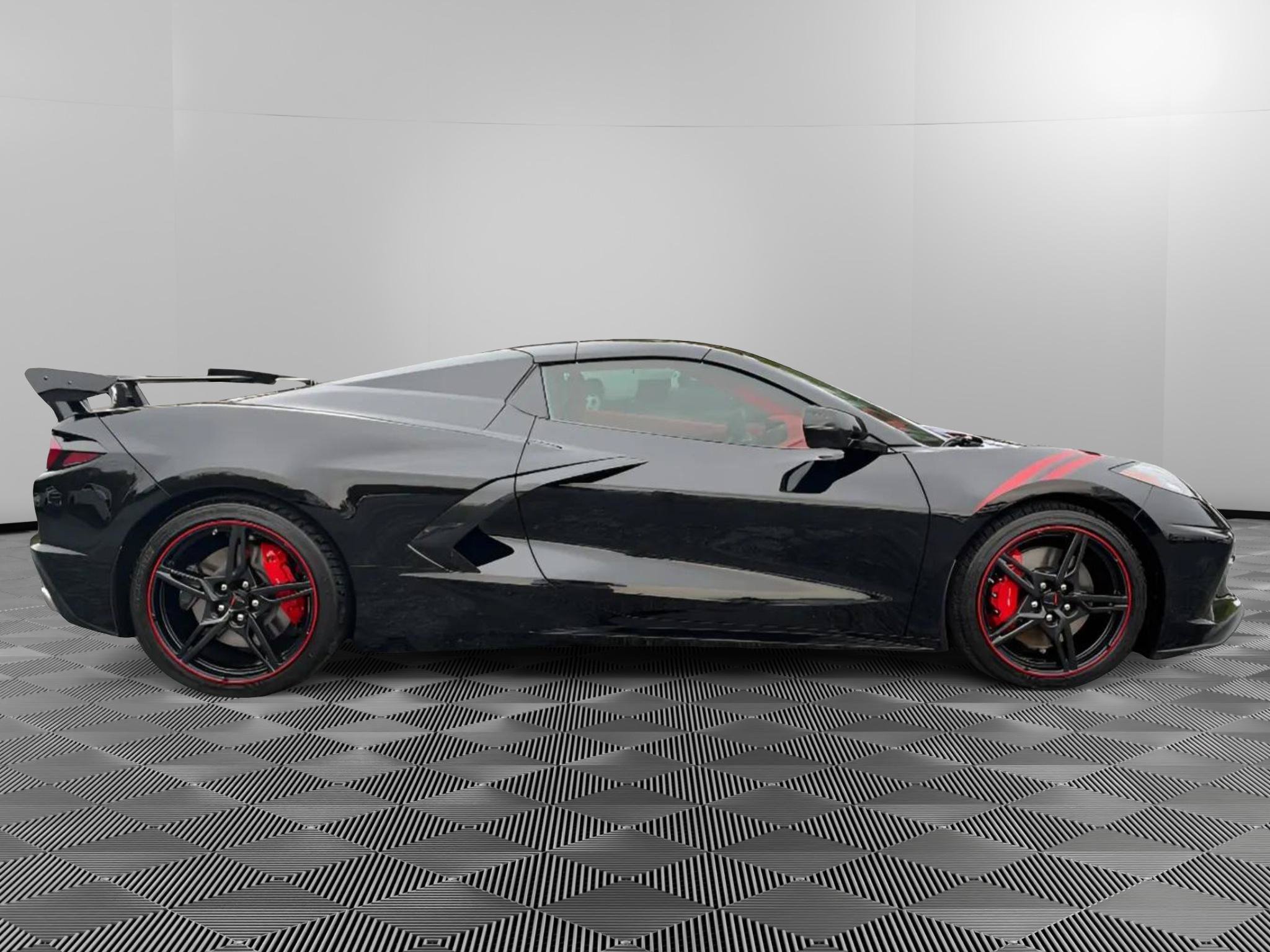 Used 2023 Chevrolet Corvette Stingray Premium Conv w/ Z51 Performance Package RWD image 4
