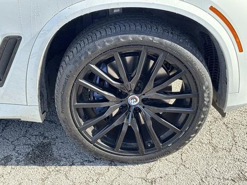 Used 2022 BMW X5 M50i w/ Executive Package AWD/4WD image 9