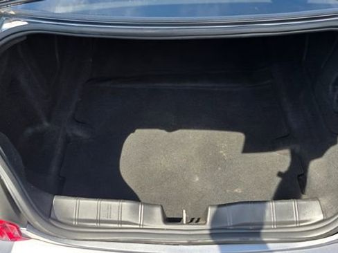 Used 2021 Chevrolet Camaro LT w/ Technology Package image 9