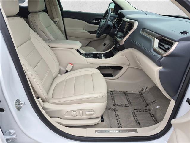 Used 2023 GMC Acadia Denali w/ Denali Ultimate Package FWD image 24