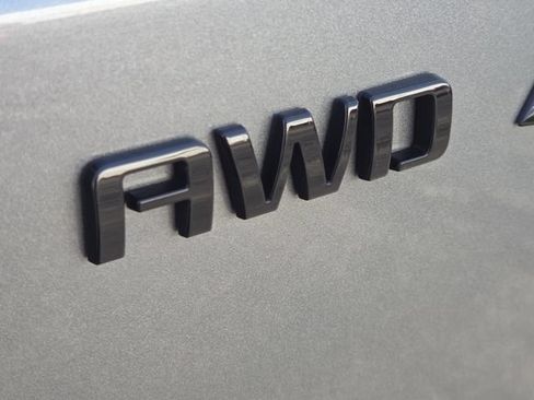Used 2025 Chevrolet Blazer EV RS AWD/4WD image 3