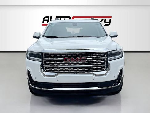 Used 2023 GMC Acadia SLT w/ Preferred Package AWD/4WD image 2