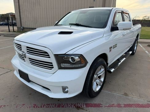 Used 2013 RAM 1500 Sport image 2