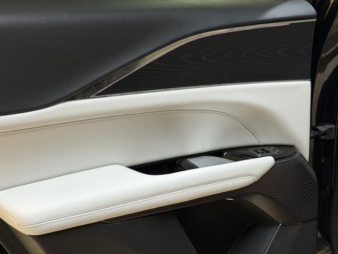 Certified 2024 Cadillac Lyriq Luxury RWD image 37