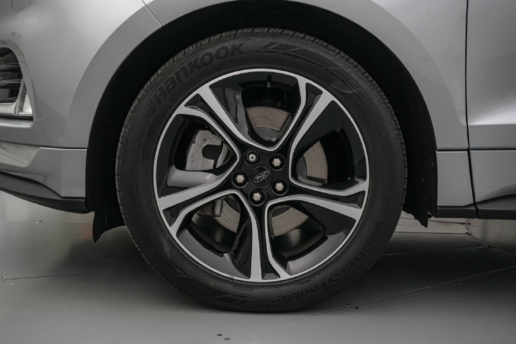Certified 2023 Ford Edge ST AWD/4WD image 10