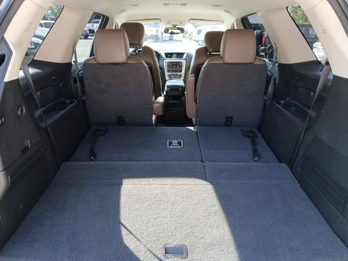 Used 2016 GMC Acadia SLT FWD image 11