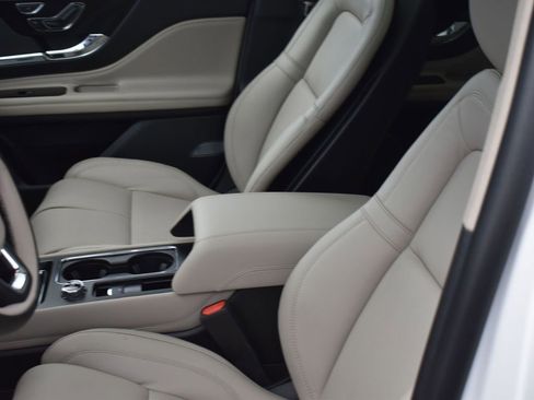 New 2026 Lincoln Corsair Grand Touring AWD/4WD image 10