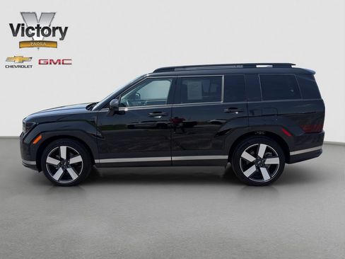 Used 2024 Hyundai Santa Fe Limited FWD image 3