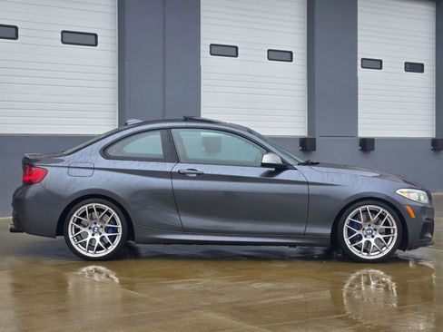 Used 2015 BMW M235i xDrive Coupe w/ Technology Package image 10