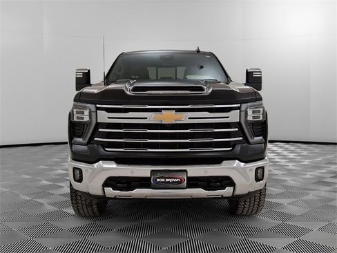 Used 2024 Chevrolet Silverado 2500 LTZ w/ LTZ Premium Package image 8