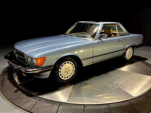 Used 1989 Mercedes-Benz 560 SL image 10