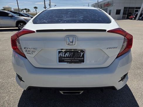 Used 2020 Honda Civic Sport image 9