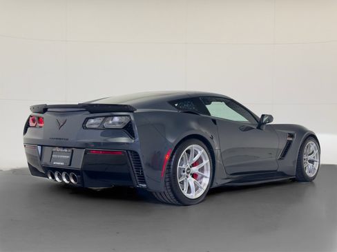 Used 2019 Chevrolet Corvette Z06 w/ Battery Protection Package image 3