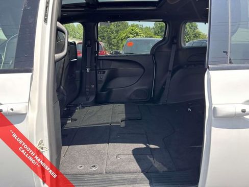 New 2026 Chrysler Pacifica Limited w/ S Appearance Package image 8