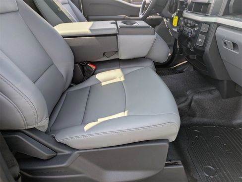 New 2025 Ford F250 XL w/ XL Chrome Package image 16